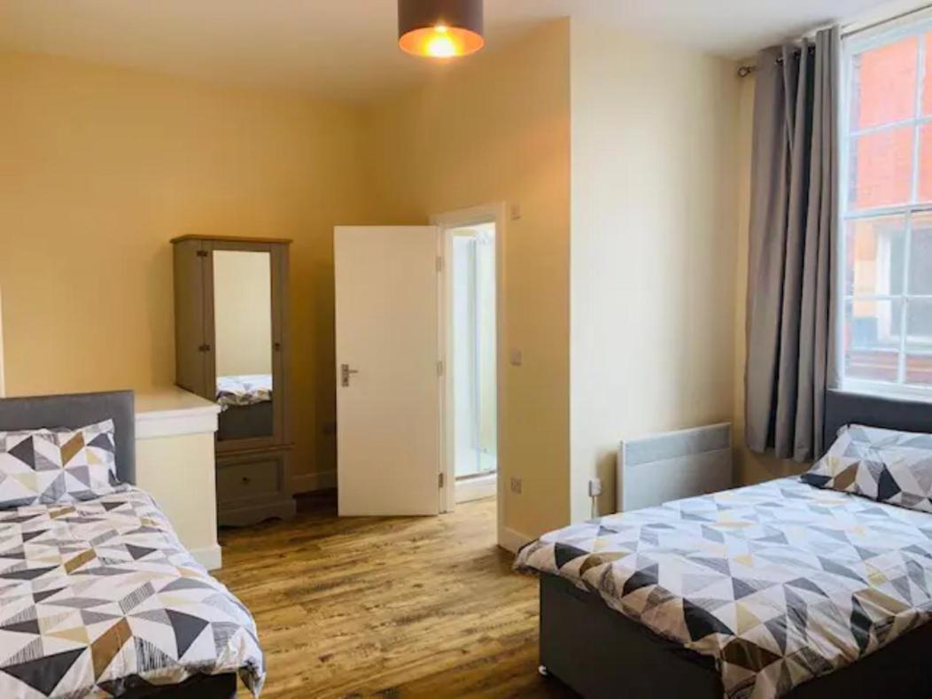 8 Fish Street, Budget City Centre Accomodation Leeds  Bagian luar foto