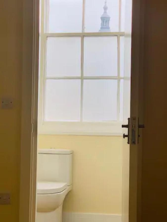 8 Fish Street, Budget City Centre Accomodation Leeds  Bagian luar foto