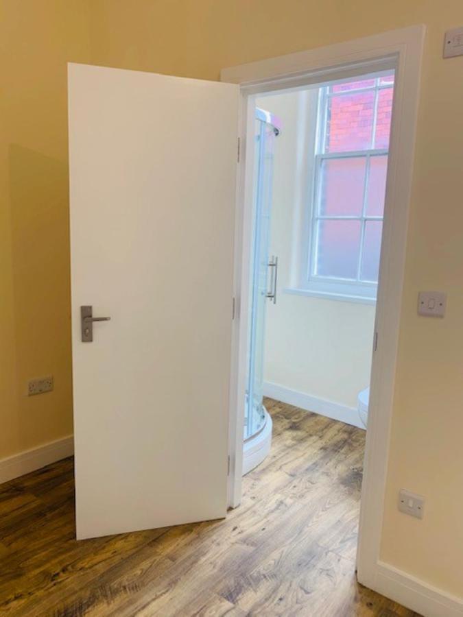 8 Fish Street, Budget City Centre Accomodation Leeds  Bagian luar foto